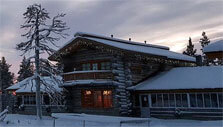 Kakslauttanen Arctic Resort cabin