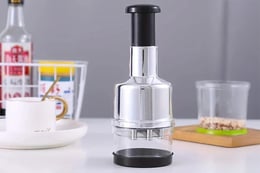 Creative Stainless Steel Garlic Cutter thumb