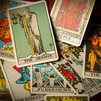 Learn How to Read Tarot thumb