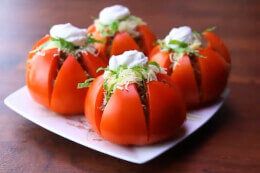 Taco-stuffed Tomatoes thumb