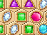 Amulet of Clans Green Gems