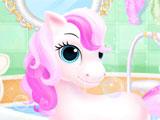 Princess Libby: My Beloved Pony giving the pony a bath