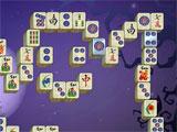 Halloween Night Mahjong 2 ghost shaped level