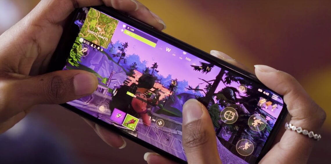 Destroying a stair piece on Fortnite BR mobile Destroying a stair piece on Fortnite BR mobile