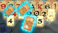 Glowing cards in Pyramid Solitaire Saga Pyramid Solitaire Saga: Glowing cards